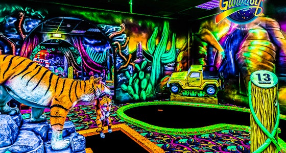 2 tickets voor GlowGolf!